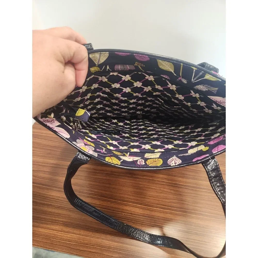 RETIRED VERA BRADLEY TALL TOTE FLORAL NIGHTINGALE PURPLE BLACK FLORAL‎ PURSE